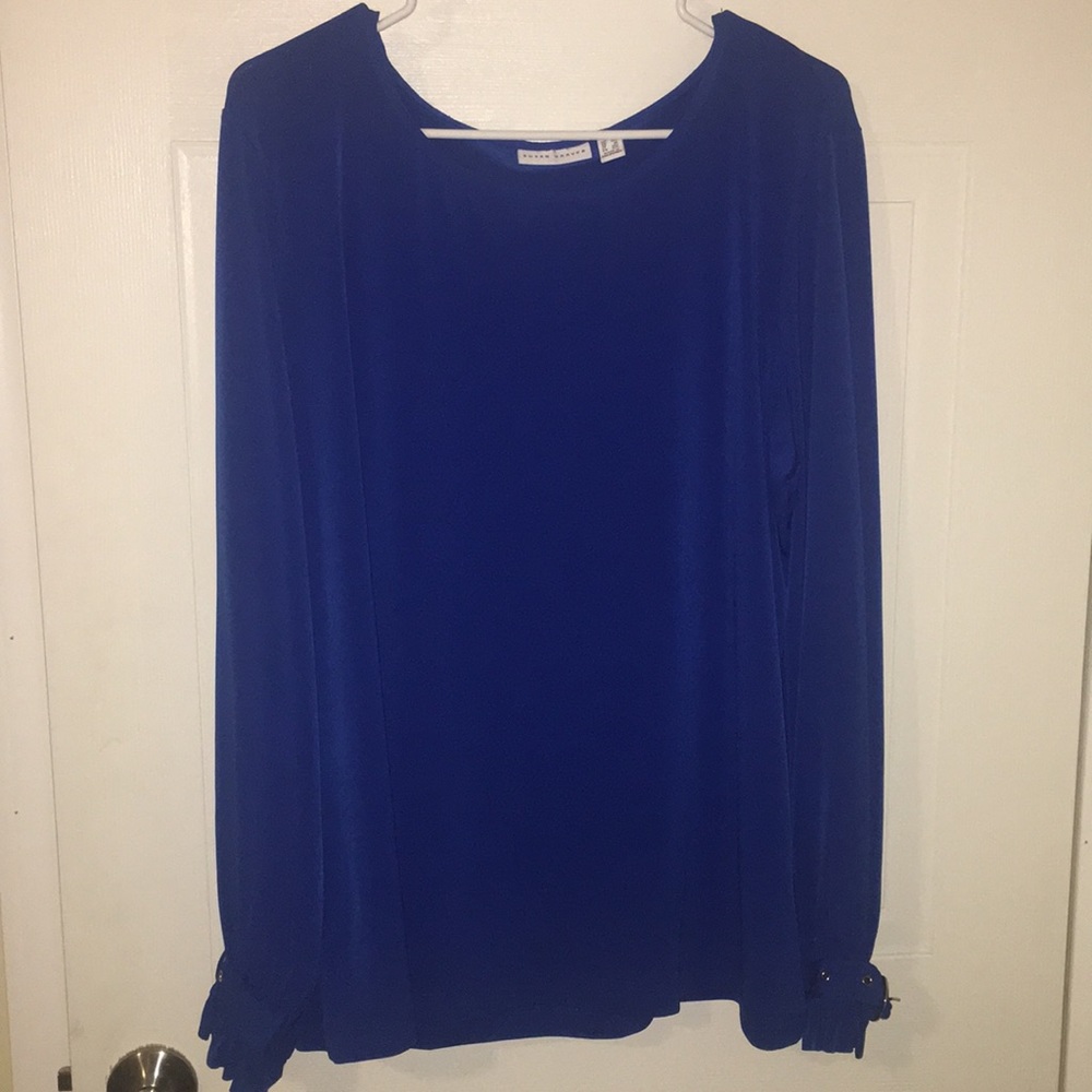 Long sleeve dress shirt